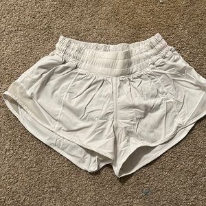 White 2.5” Hotty Hot Short size 2